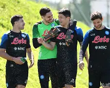 uzi经典比赛完整视频